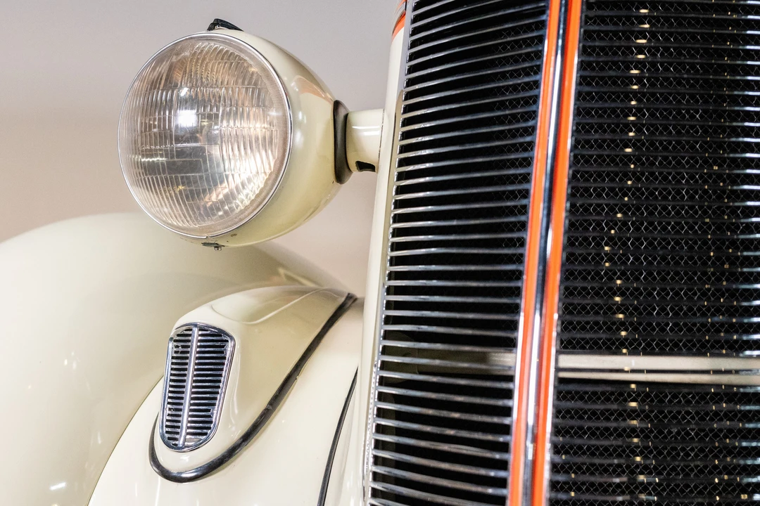 1936 DeSoto - Image 20 of 23