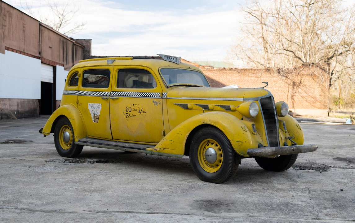 1936 DeSoto - Image 6 of 16