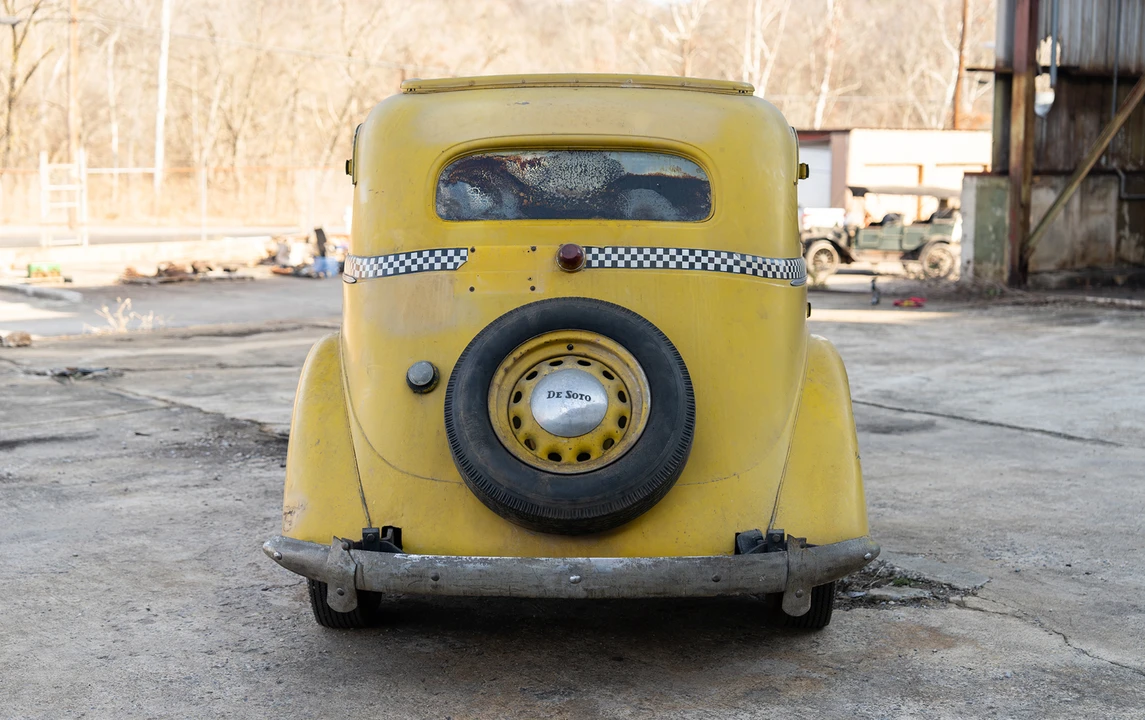 1936 DeSoto - Image 3 of 16