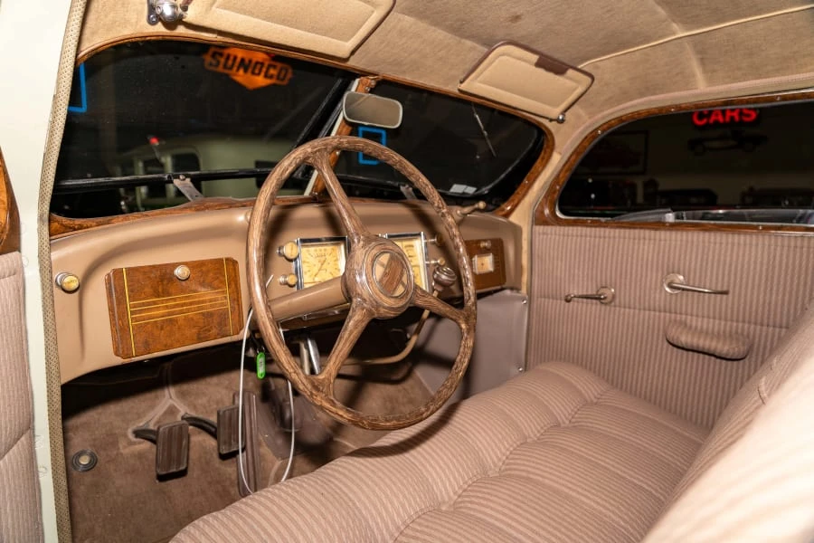 1936 DeSoto - Image 8 of 16