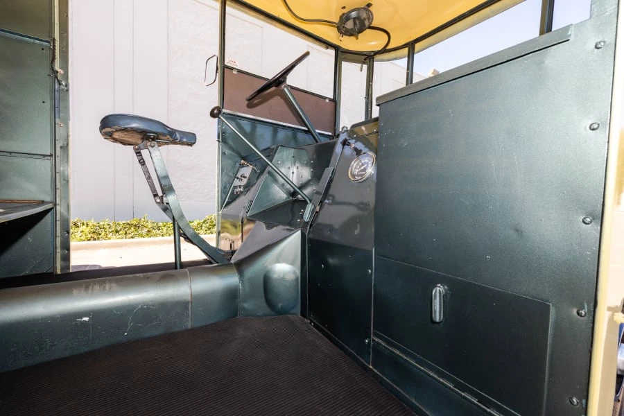 1936 Twin Coach - Image 27 of 31