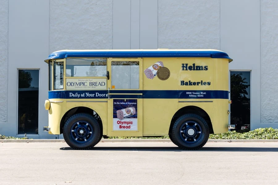 1936 Twin Coach - Image 21 of 31