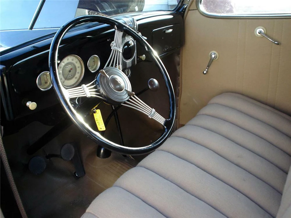 1936 Ford Model 48 & 68 - Image 4 of 5