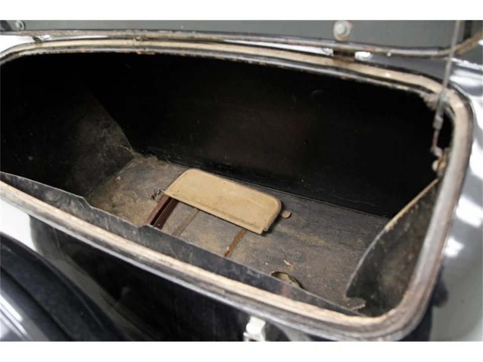 1936 Ford Model 48 & 68 - Image 29 of 31