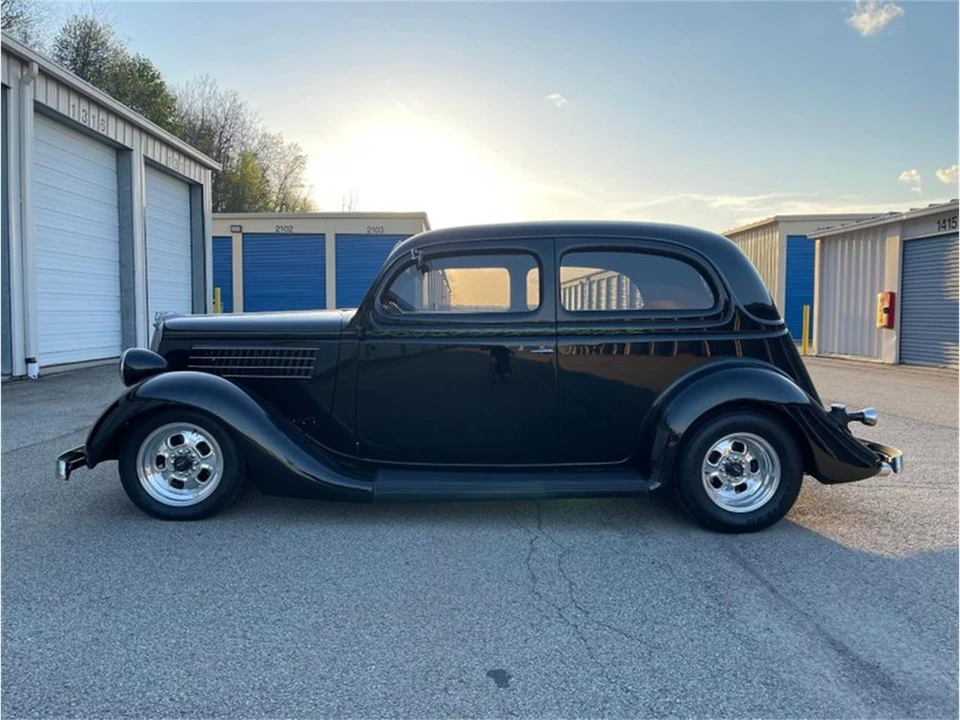 1936 Ford Standard & Deluxe & Super Deluxe - Image 3 of 9
