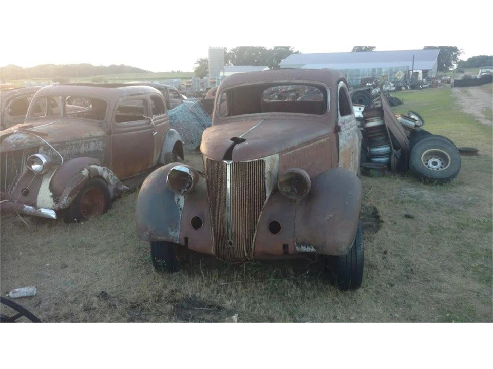 1936 Ford Model 48 & 68 - Image 4 of 9