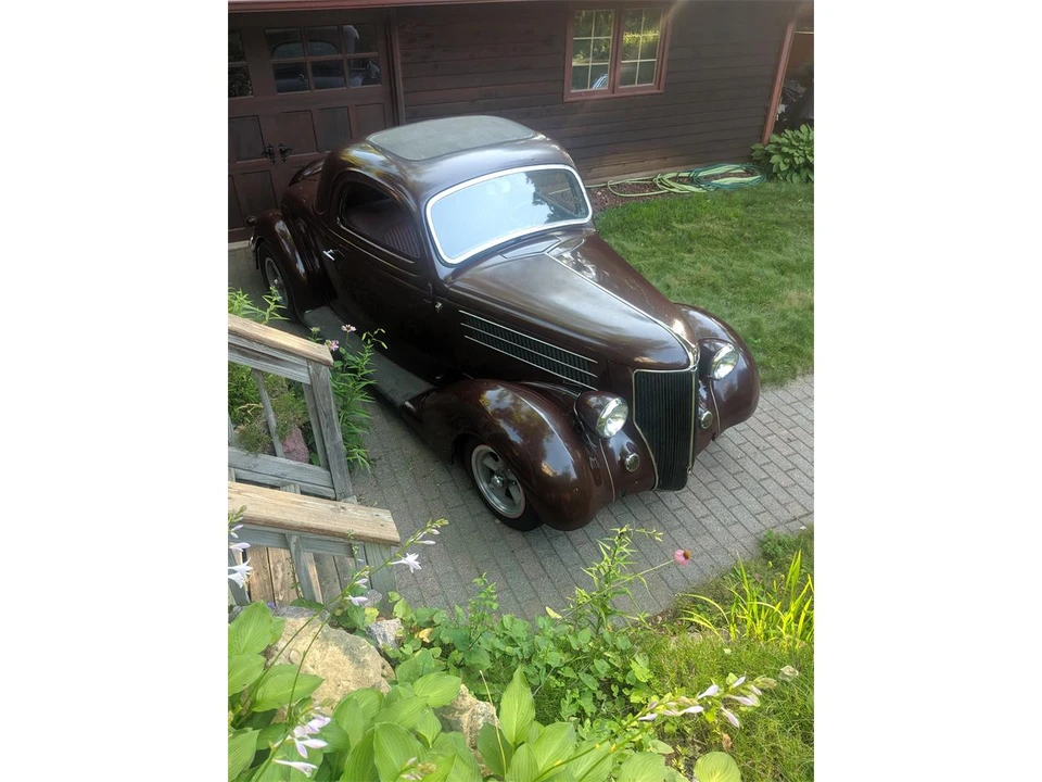 1936 Ford Model 48 & 68 - Image 4 of 17