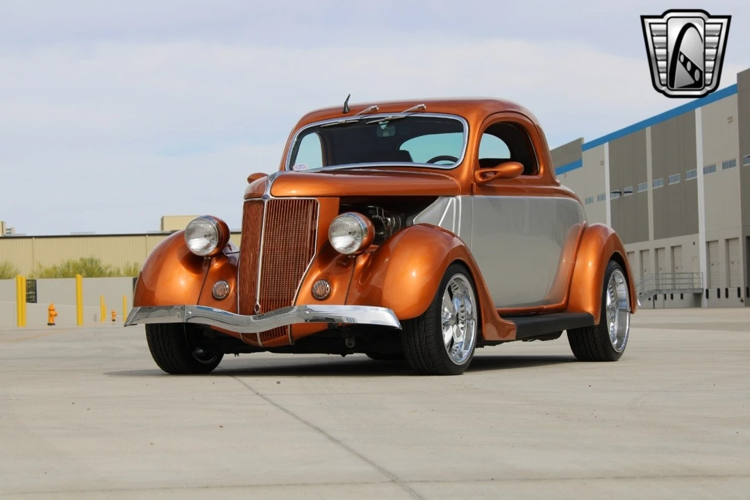1936 Ford Model 48 & 68 - Image 9 of 12
