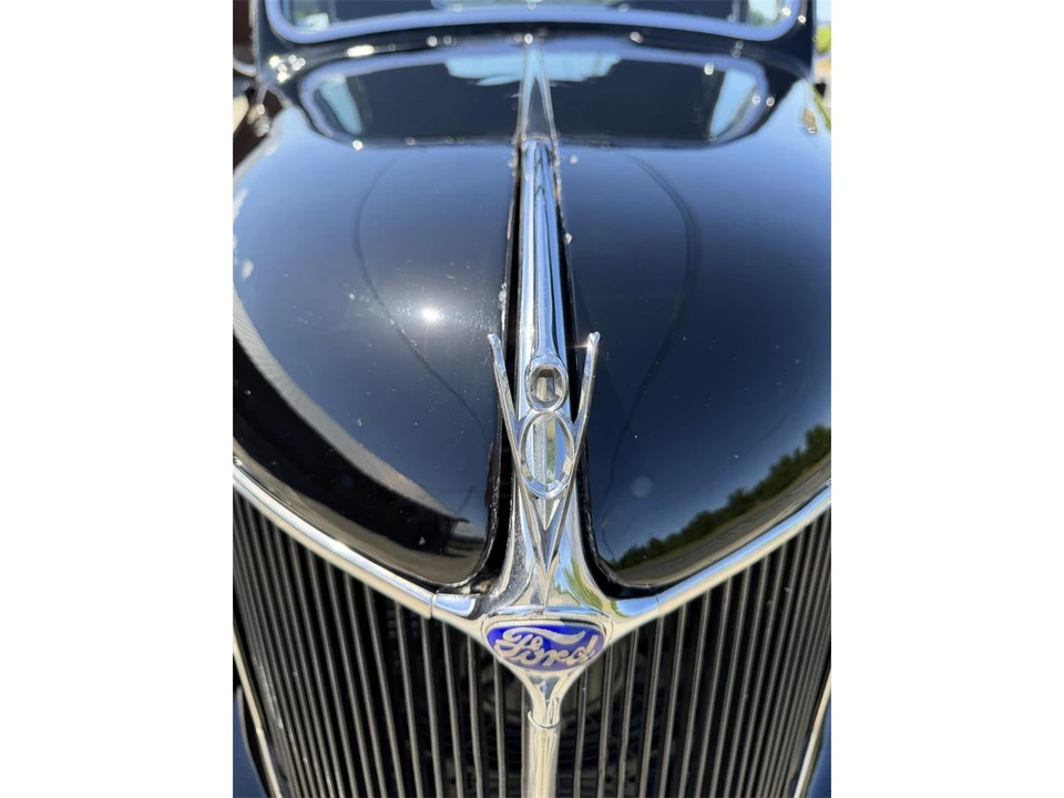 1936 Ford Model 48 & 68 - Image 29 of 31