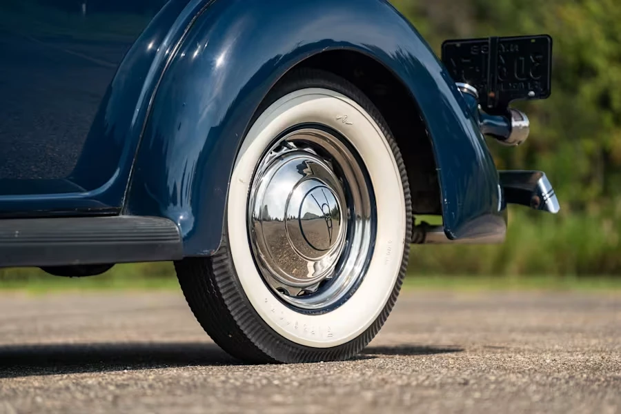 1936 Ford Model 48 & 68 - Image 9 of 27