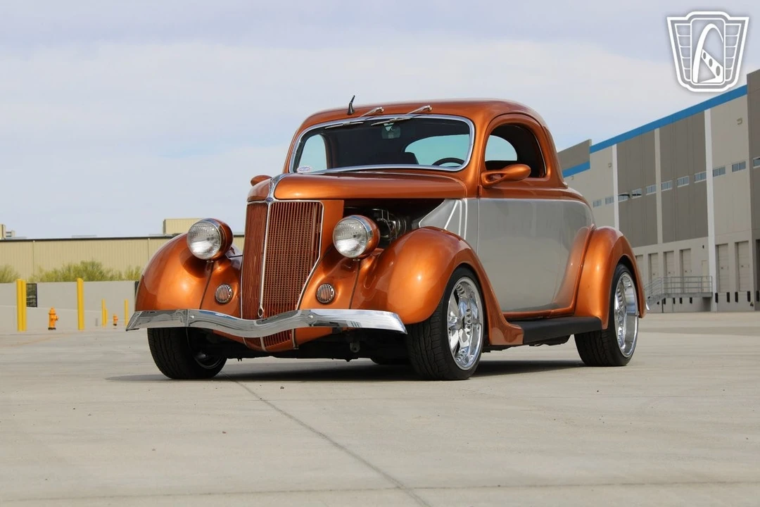 1936 Ford Model 48 & 68 - Image 8 of 12