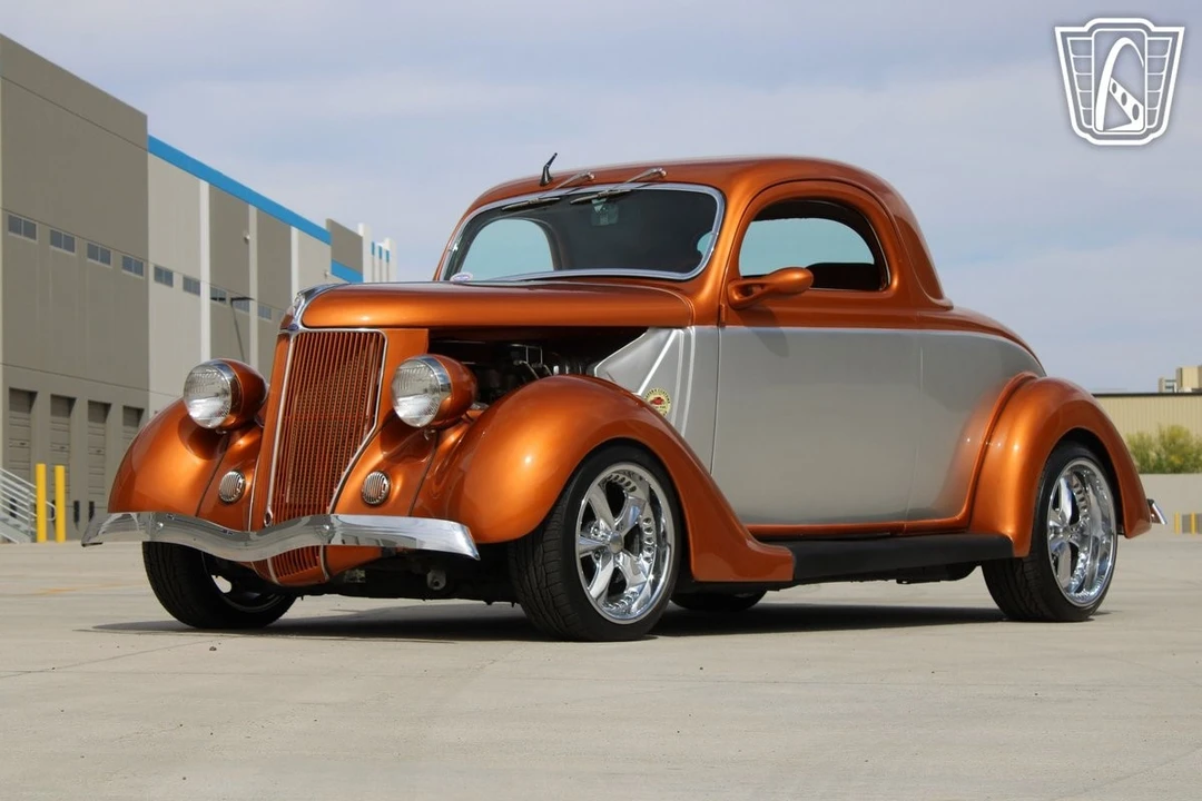 1936 Ford Model 48 & 68 - Image 4 of 12