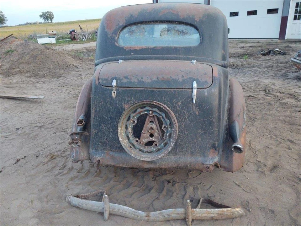1936 Ford Model 48 & 68 - Image 6 of 20