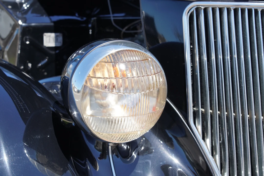 1936 Ford Model 48 & 68 - Image 24 of 31
