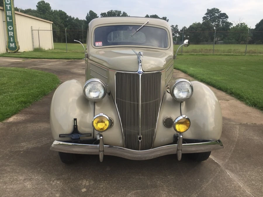 1936 Ford Model 48 & 68 - Image 9 of 10