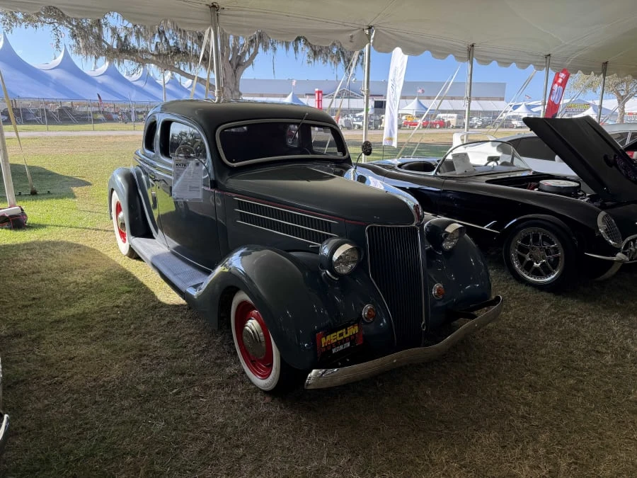 1936 Ford Model 48 & 68 - Image 4 of 12