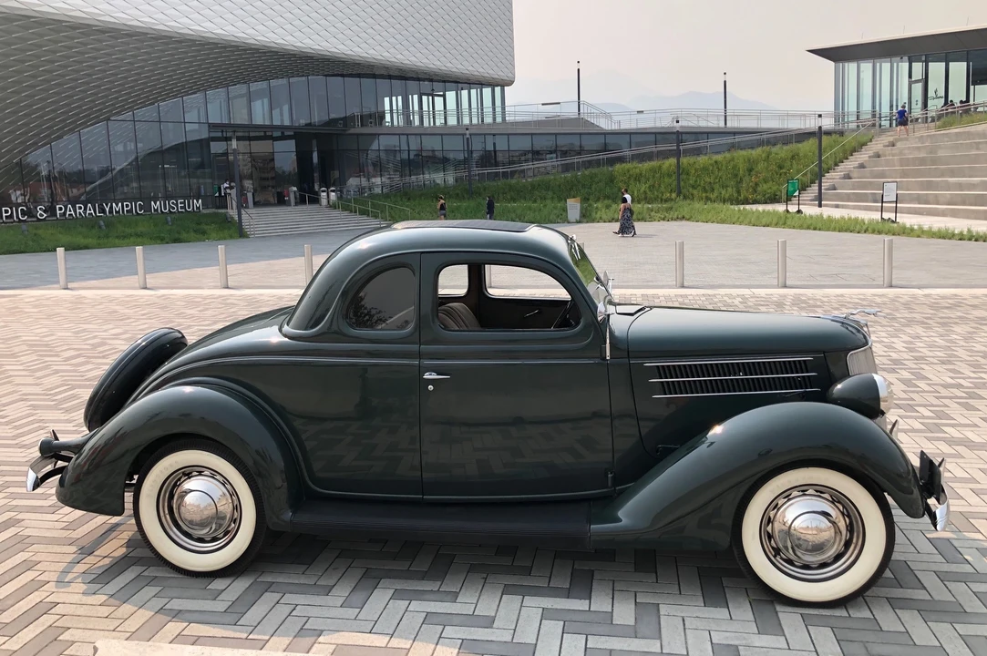 1936 Ford Model 48 & 68 - Image 18 of 31