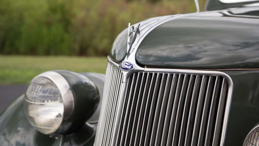1936 Ford Model 48 & 68 - Image 10 of 12
