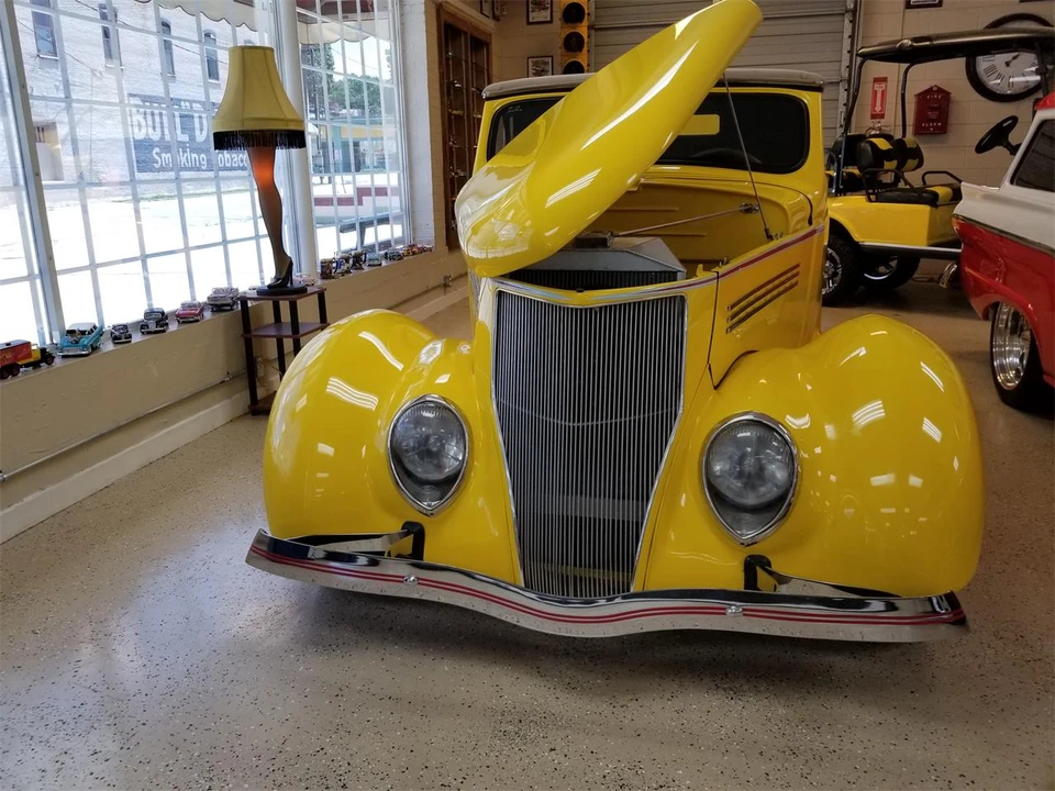 1936 Ford Model 48 & 68 - Image 2 of 17
