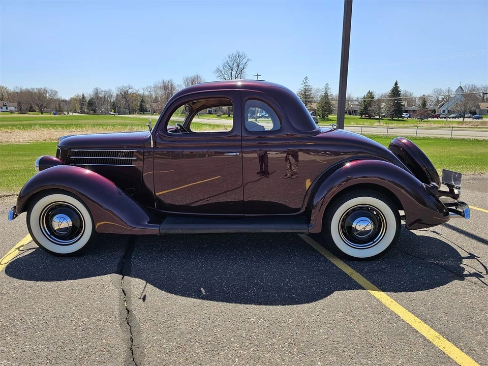 1936 Ford Model 48 & 68 - Image 4 of 29