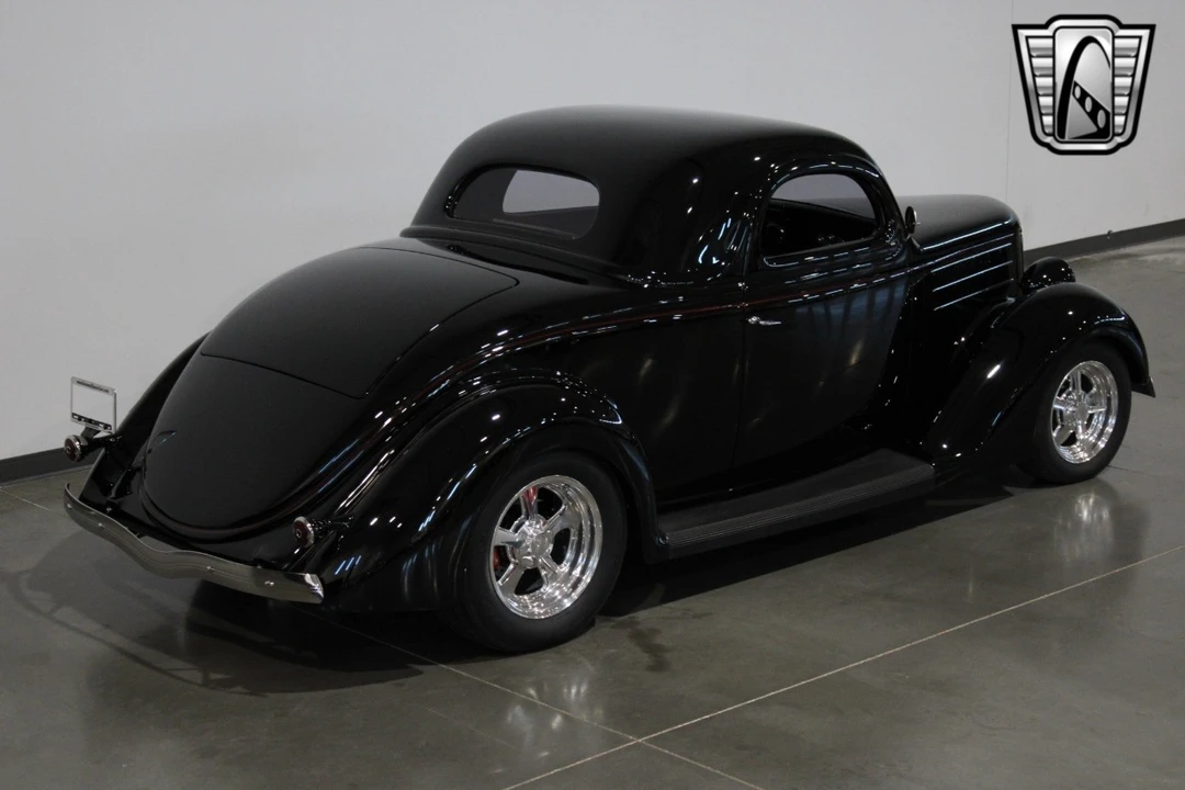 1936 Ford Model 48 & 68 - Image 11 of 12