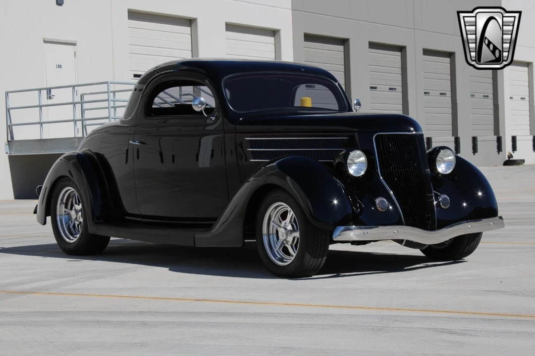 1936 Ford Model 48 & 68 - Image 5 of 12