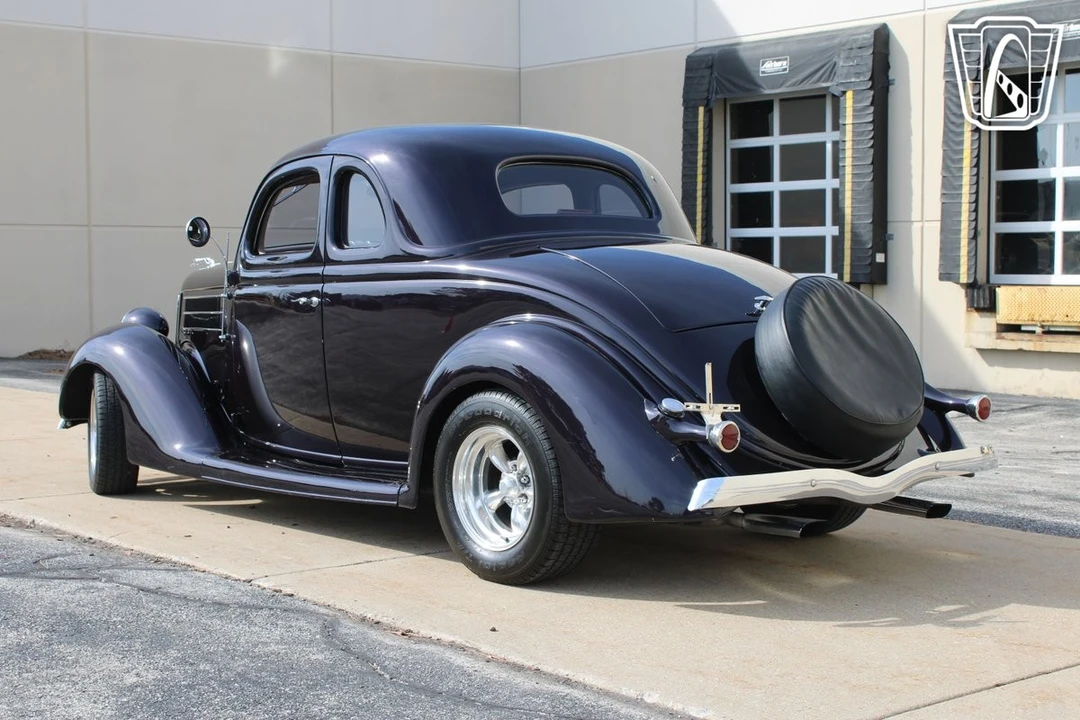 1936 Ford Model 48 & 68 - Image 9 of 12