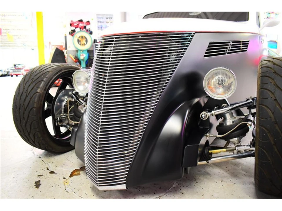 1936 Ford Model 48 & 68 - Image 29 of 31