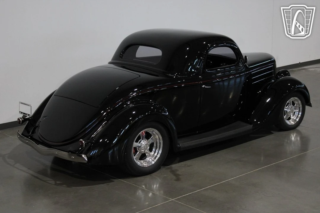 1936 Ford Model 48 & 68 - Image 10 of 12
