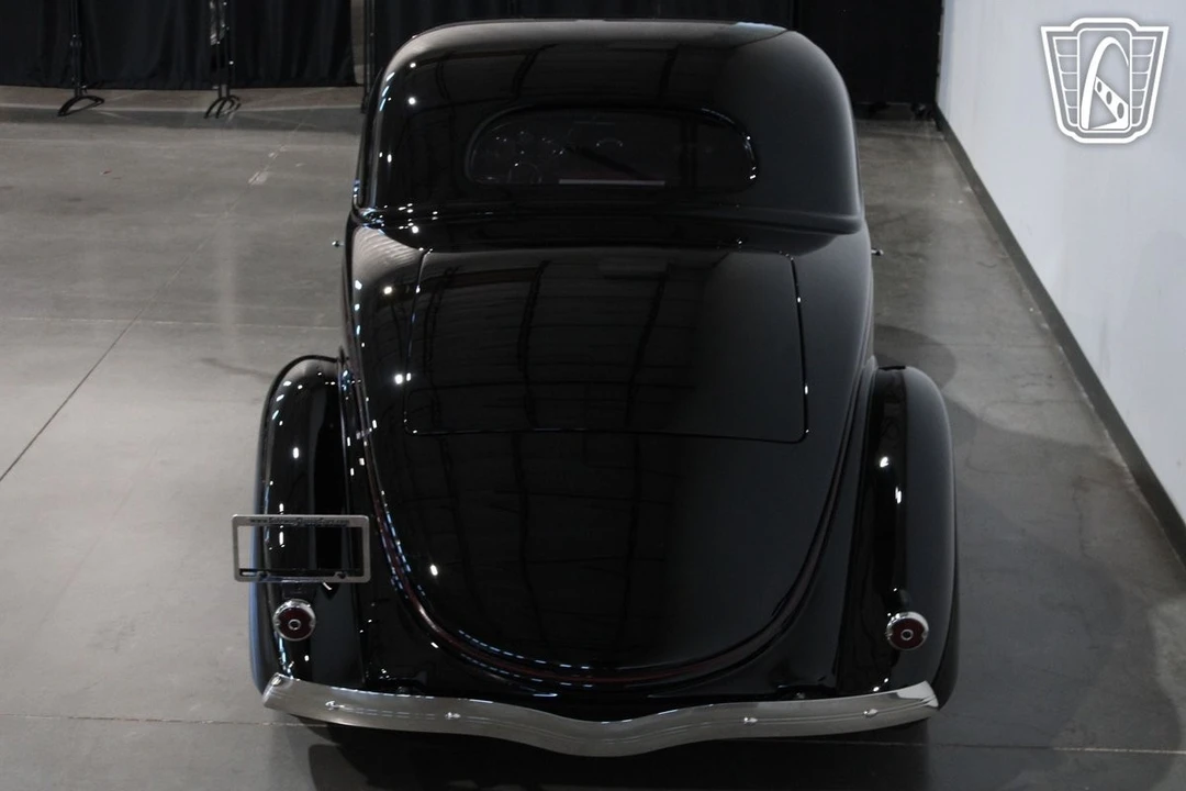 1936 Ford Model 48 & 68 - Image 11 of 12