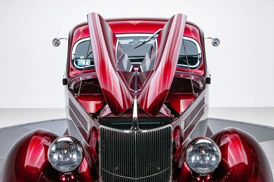 1936 Ford Model 48 & 68 - Image 4 of 21