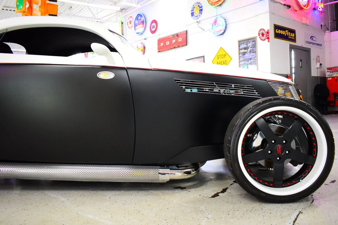 1936 Ford Model 48 & 68 - Image 8 of 20
