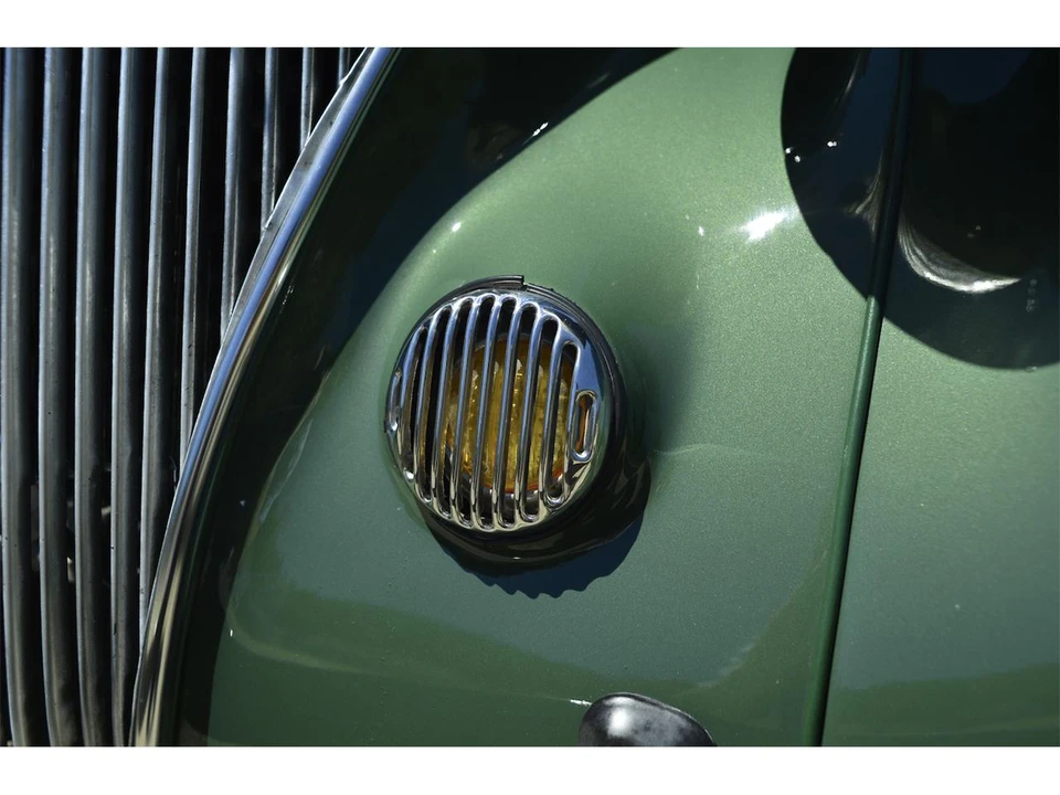 1936 Ford Standard & Deluxe & Super Deluxe - Image 23 of 31