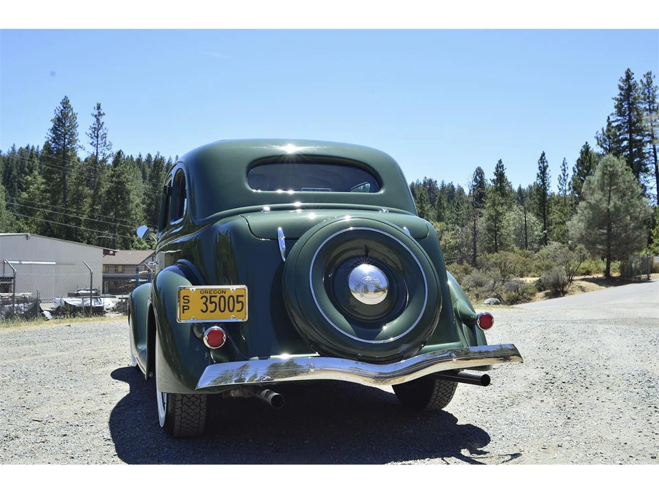 1936 Ford Standard & Deluxe & Super Deluxe - Image 4 of 31