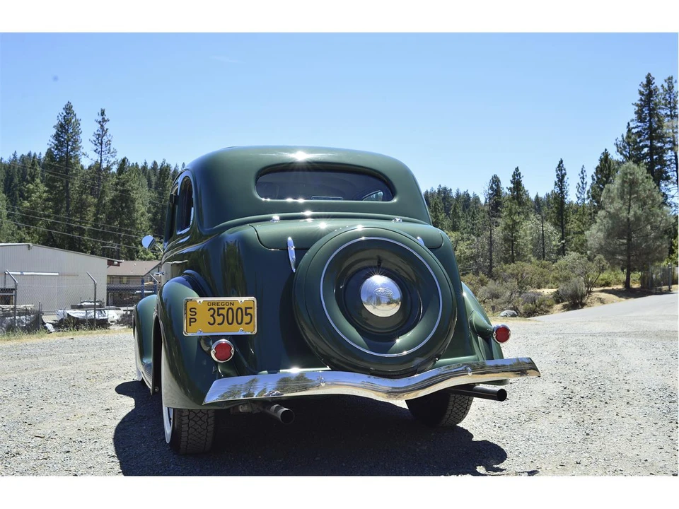 1936 Ford Standard & Deluxe & Super Deluxe - Image 4 of 31