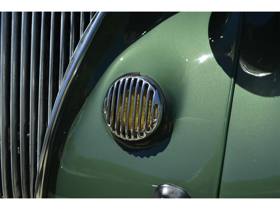 1936 Ford Standard & Deluxe & Super Deluxe - Image 25 of 31
