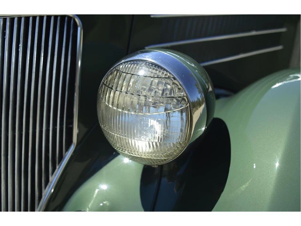 1936 Ford Standard & Deluxe & Super Deluxe - Image 29 of 31