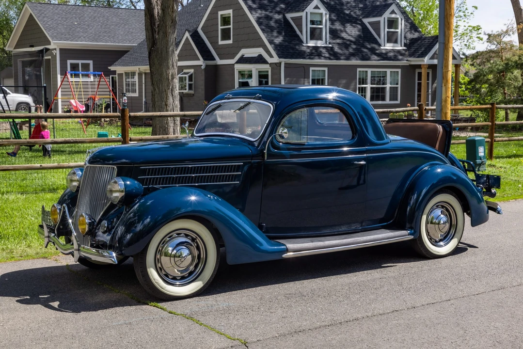 1936 Ford Model 48 & 68 - Image 4 of 31