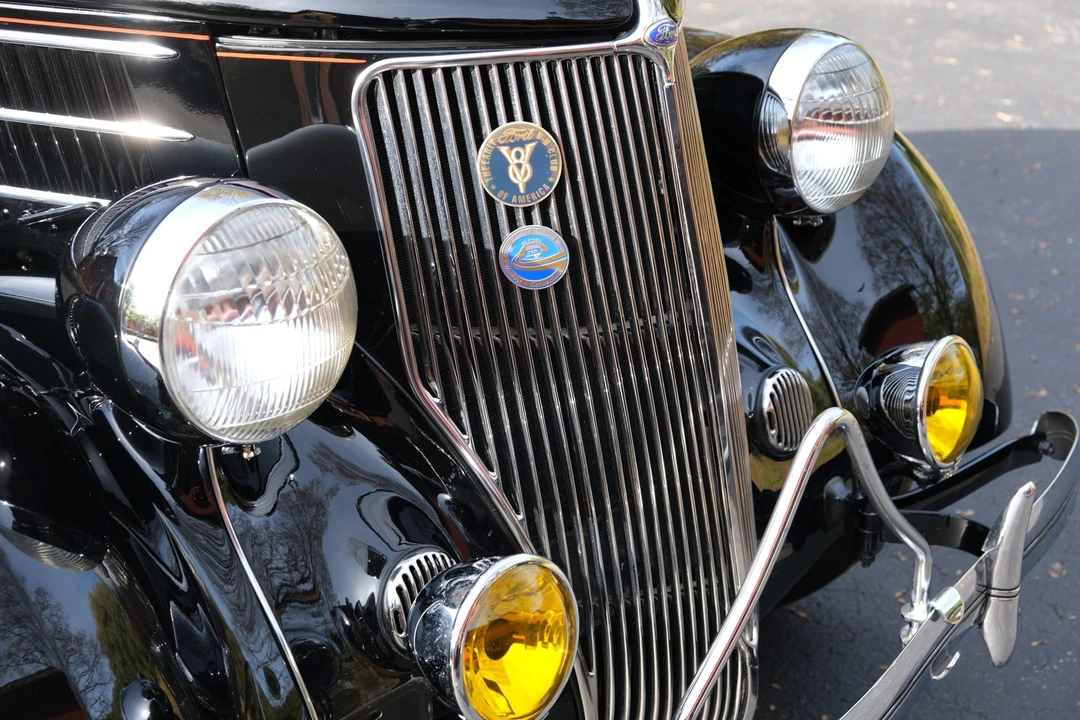 1936 Ford Model 48 & 68 - Image 20 of 31