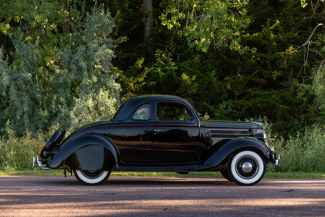 1936 Ford Model 48 & 68 - Image 9 of 31