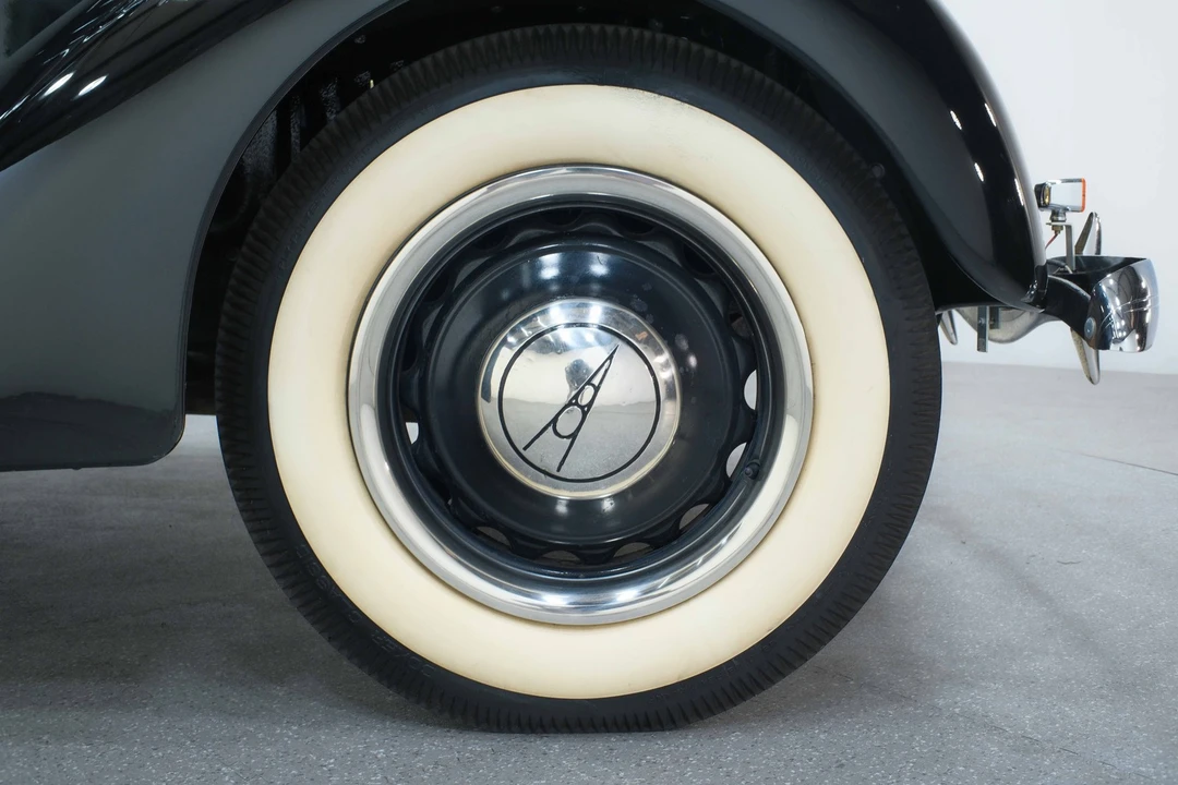 1936 Ford Model 48 & 68 - Image 17 of 21