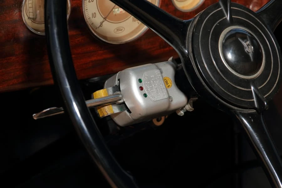 1936 Ford Model 48 & 68 - Image 22 of 26