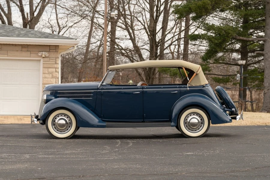 1936 Ford Standard & Deluxe & Super Deluxe - Image 2 of 28