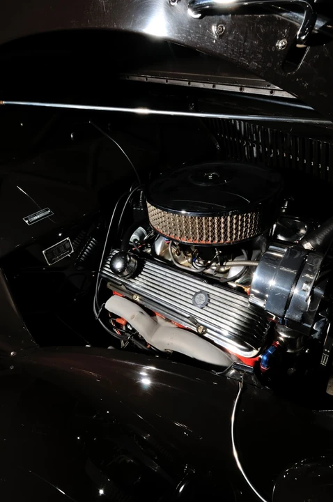 1936 Ford Model 48 & 68 - Image 10 of 12