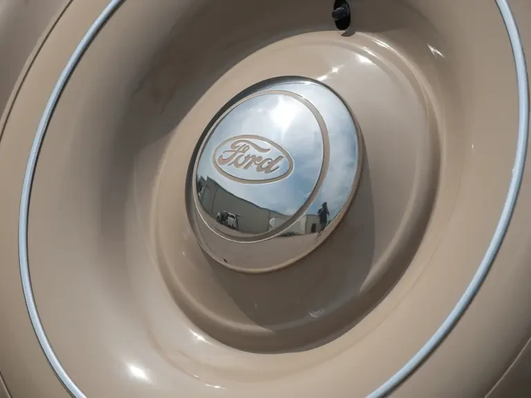 1936 Ford Model 48 & 68 - Image 7 of 17