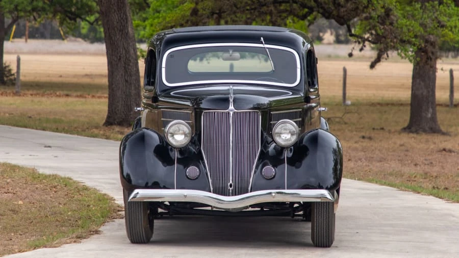 1936 Ford Model 48 & 68 - Image 10 of 12