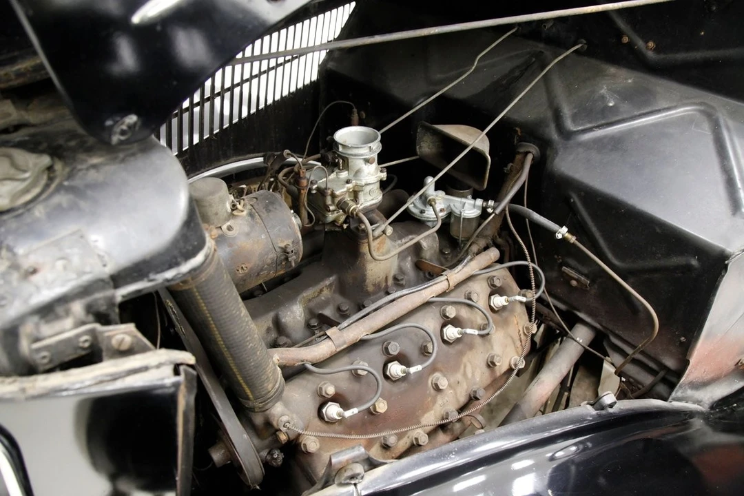 1936 Ford Model 48 & 68 - Image 10 of 12