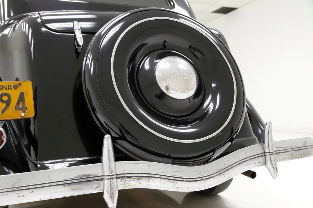 1936 Ford Model 48 & 68 - Image 25 of 31