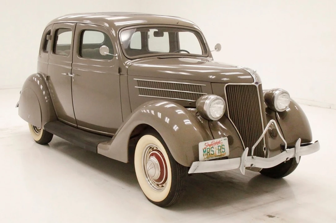 1936 Ford Model 48 & 68 - Image 6 of 31