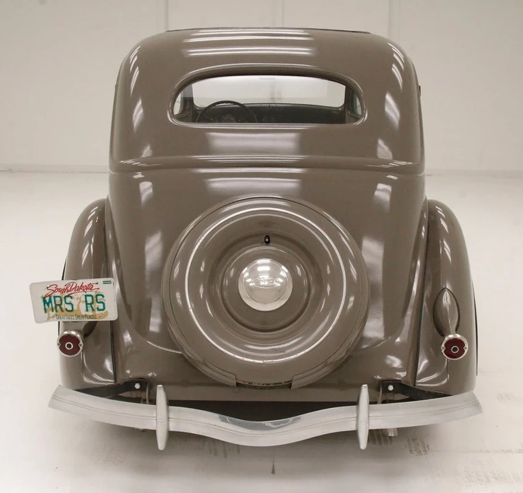 1936 Ford Model 48 & 68 - Image 5 of 12